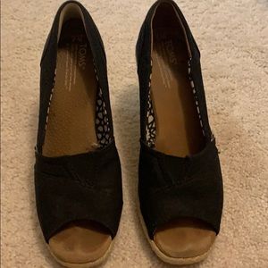 Toms Black Wedges